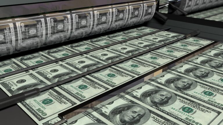 shutterstock_money-printingb_Angel-Soler-Gollonet